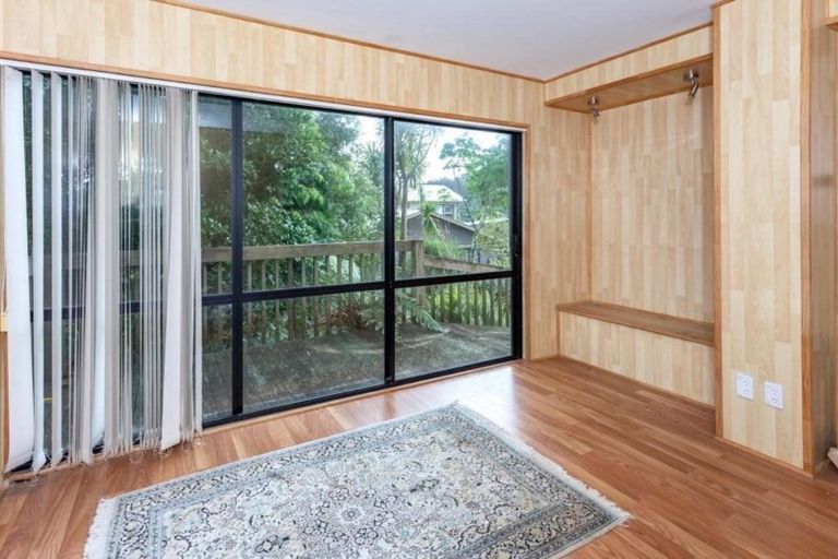 Photo of property in 114 Chevron Crescent, Whangamata, 3620