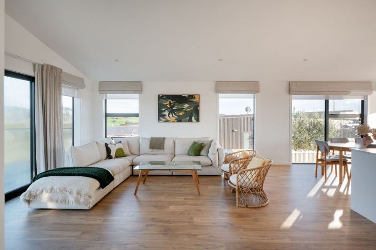 Photo of property in 52 Rangitahi Road, Raglan, 3225