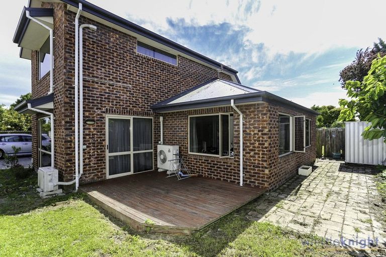 Photo of property in 7a Wentworth Street, Ilam, Christchurch, 8041