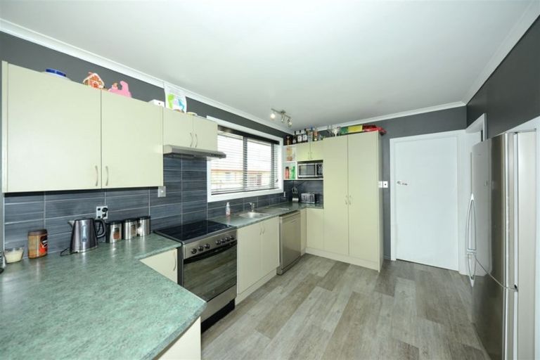 Photo of property in 42 Te Rama Place, Wainoni, Christchurch, 8061