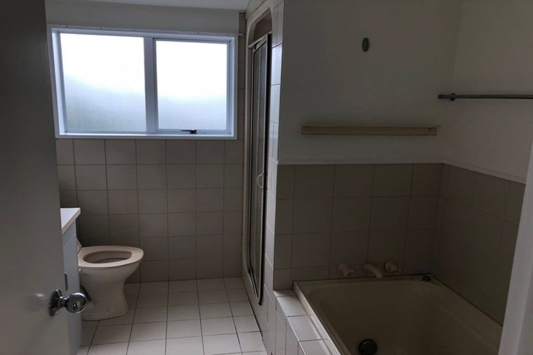 Photo of property in 2/466 Church Street, Palmerston North, 4410