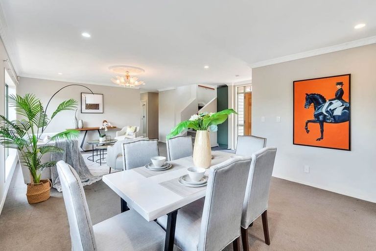 Photo of property in 22a Harrington Road, Henderson, Auckland, 0610