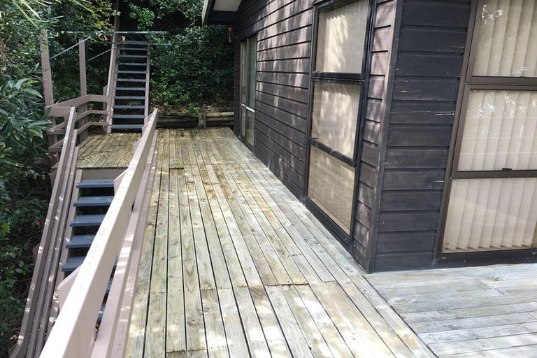 Photo of property in 86 Hattaway Avenue, Bucklands Beach, Auckland, 2012