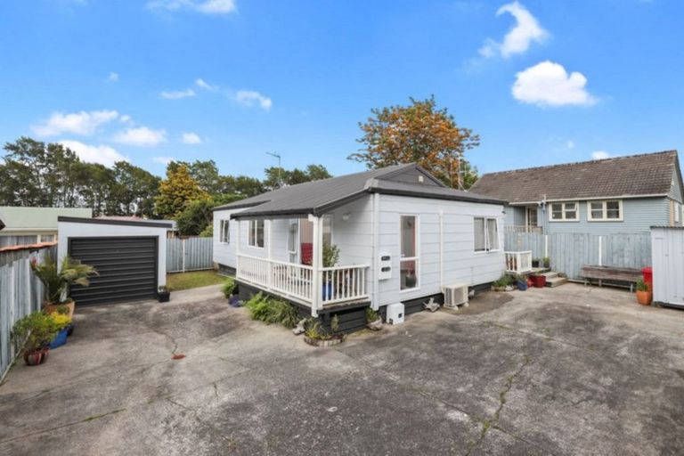 Photo of property in 24c Huia Avenue, Forest Lake, Hamilton, 3200