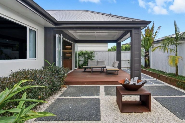 Photo of property in 8 Montiicola Drive, Papamoa Beach, Papamoa, 3118