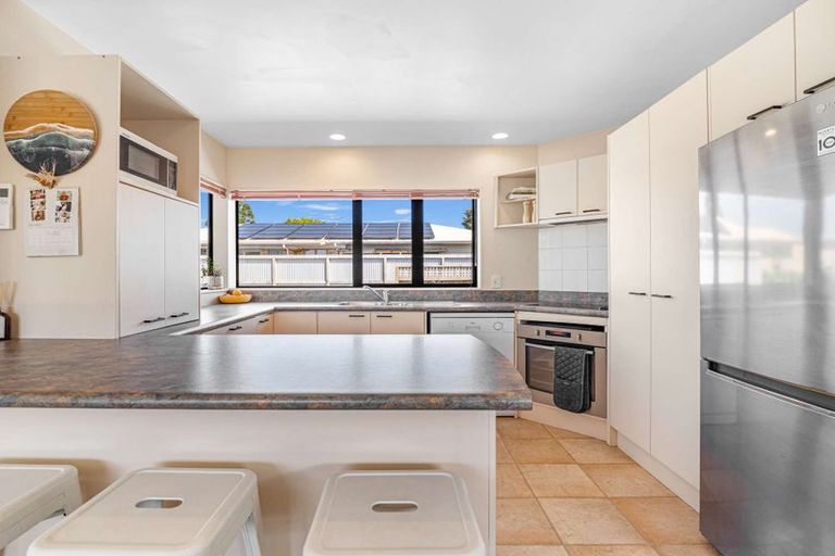 Photo of property in 16a George Crescent, Buckland, Pukekohe, 2677