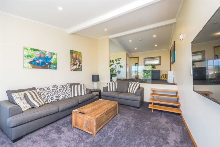 Photo of property in 11 Hillside Terrace, Saint Johns Hill, Whanganui, 4500