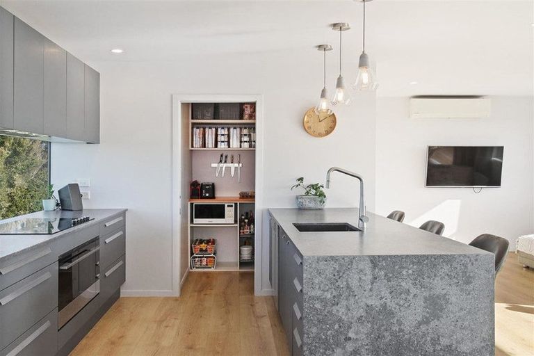 Photo of property in 172 Torkar Road, Clarks Beach, 2122