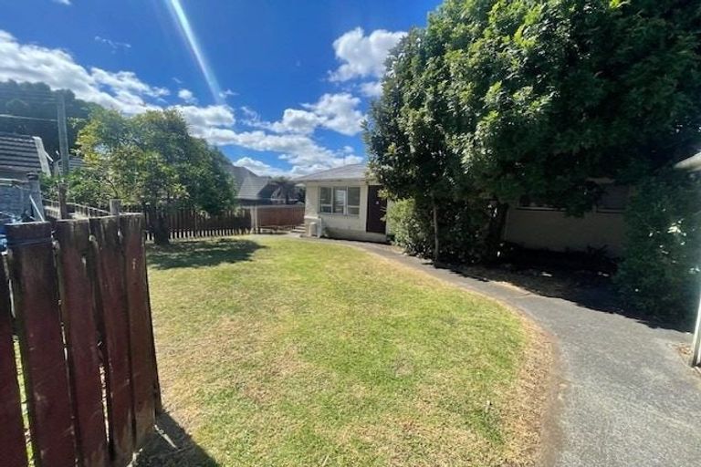 Photo of property in 4/44 Landscape Road, Papatoetoe, Auckland, 2025