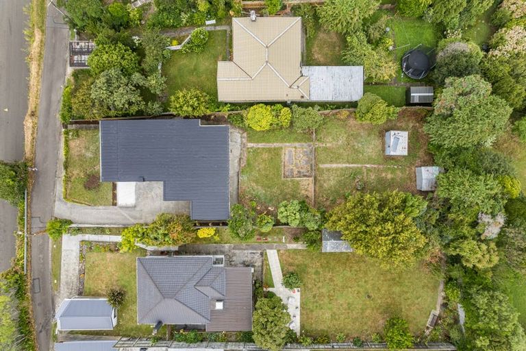 Photo of property in 25 Lincoln Avenue, Tawa, Wellington, 5028