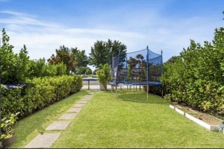 Photo of property in 83 Walters Road, Papakura, Takanini, 2110