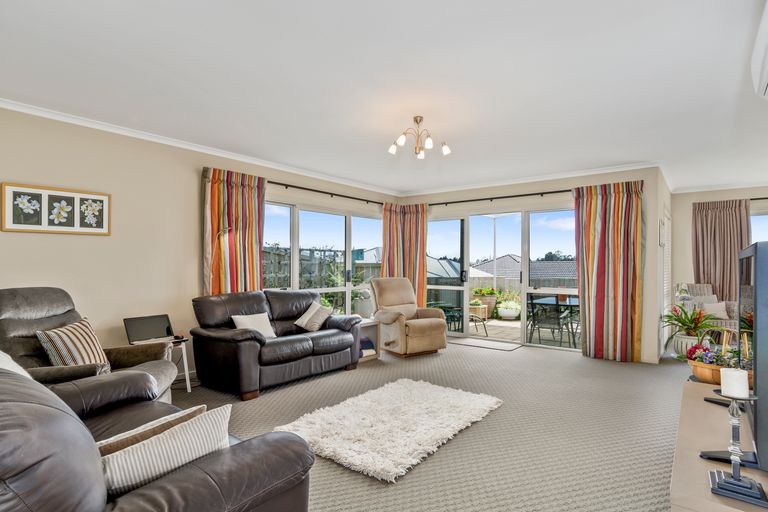 Photo of property in 23 Merlot Drive, Pyes Pa, Tauranga, 3112