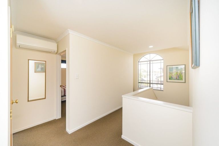 Photo of property in 189 Ruapehu Drive, Fitzherbert, Palmerston North, 4410