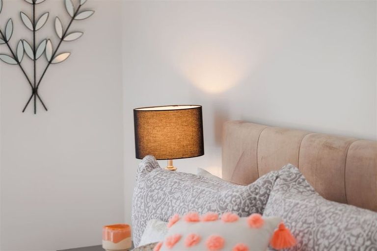 Photo of property in 17 Palliser Place, Milson, Palmerston North, 4414