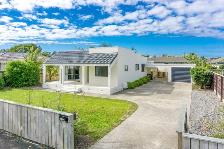 Photo of property in 180 Clarkin Road, Fairfield, Hamilton, 3214