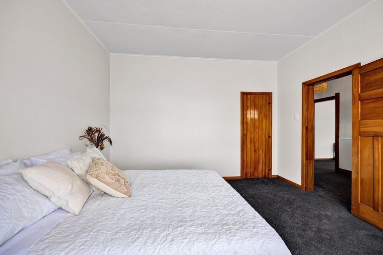Photo of property in 4 George Street, Hawera, 4610