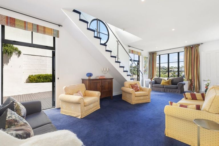 Photo of property in 12 Upland Road, Kelburn, Wellington, 6012