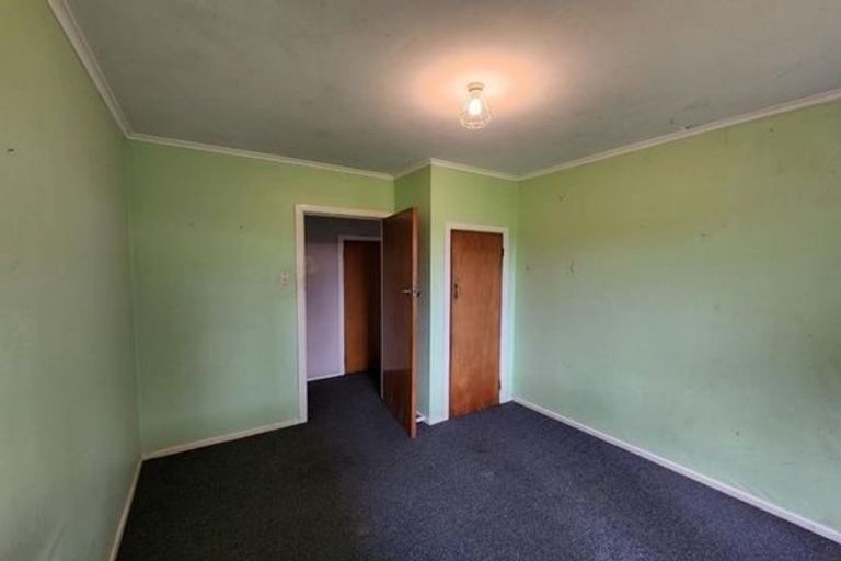 Photo of property in 15 Rogers Road, Manurewa, Auckland, 2102