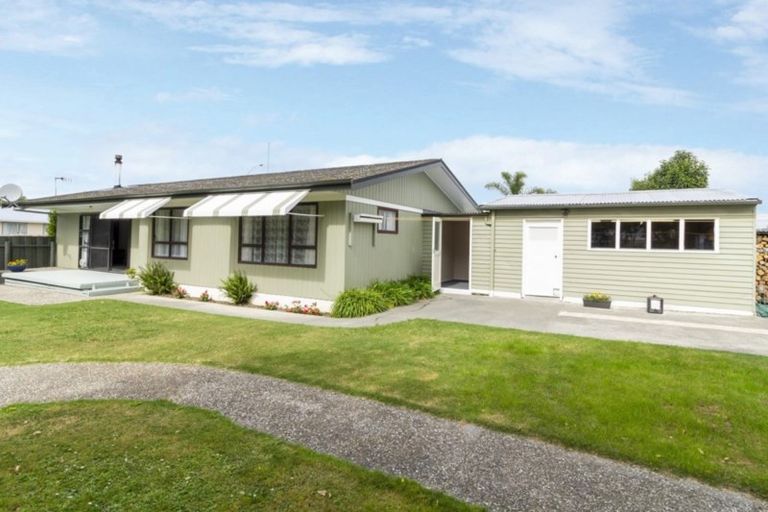 Photo of property in 28 York Avenue, Tamatea, Napier, 4112