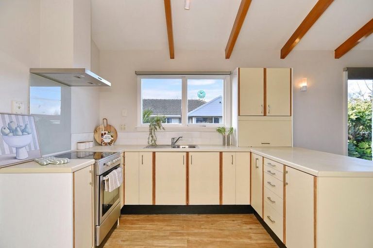Photo of property in 11 Price Place, Linwood, Christchurch, 8062