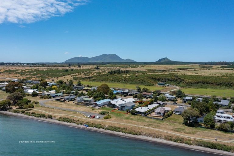 Photo of property in 44 Mahuta Road, Waitahanui, Taupo, 3378