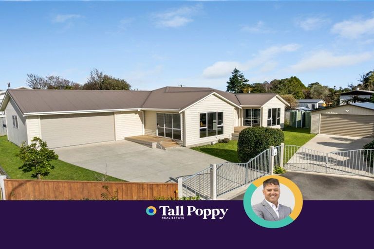 Photo of property in 12 Dal Din Drive, Otaki, 5512