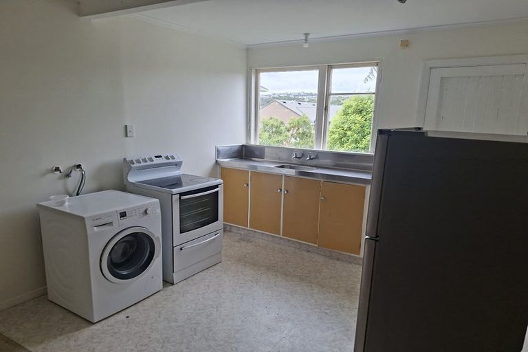 Photo of property in 1/47 Frankmoore Avenue, Johnsonville, Wellington, 6037