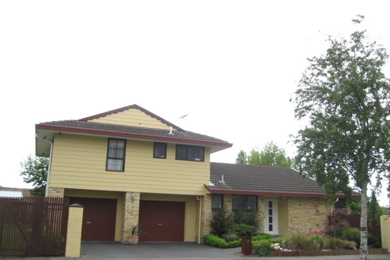 Photo of property in 3 Mulberry Place, Redwood, Christchurch, 8051