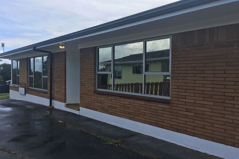 Photo of property in 1/4 Pemberton Avenue, Bayview, Auckland, 0629