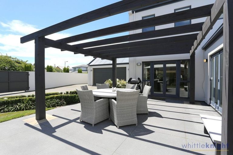 Photo of property in 5 Skyedale Drive, Harewood, Christchurch, 8051