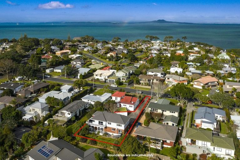 Photo of property in 1/42 Toroa Street, Torbay, Auckland, 0630