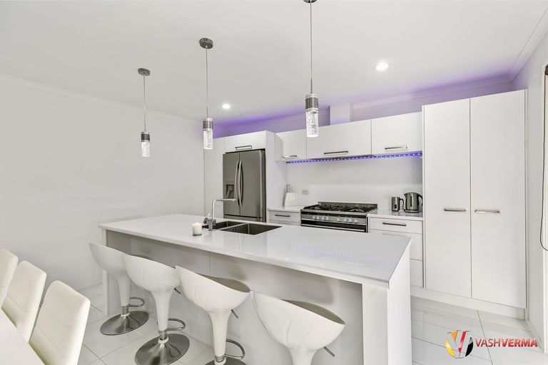 Photo of property in 300 Harbourside Drive, Karaka, Papakura, 2113