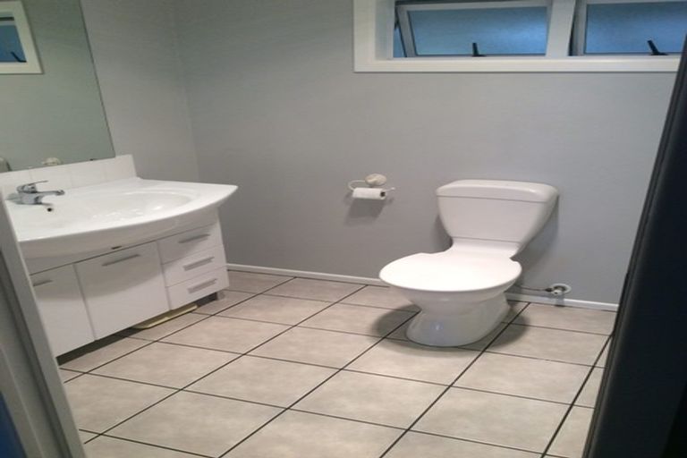 Photo of property in 5 Wingrove Road, Owhata, Rotorua, 3010