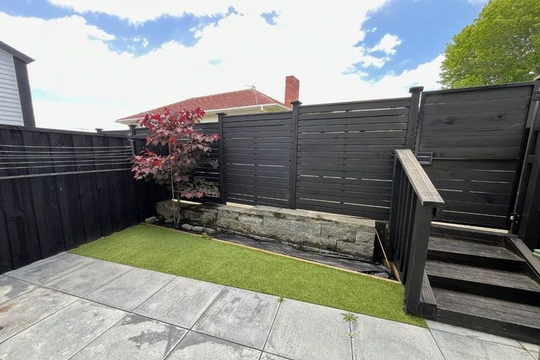 Photo of property in 2/110 Kervil Avenue, Te Atatu Peninsula, Auckland, 0610
