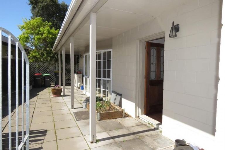 Photo of property in 90 Halberg Street, Dallington, Christchurch, 8061