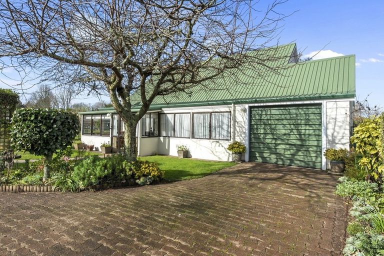 Photo of property in 22 Kingfisher Way, Te Kowhai, Hamilton, 3288