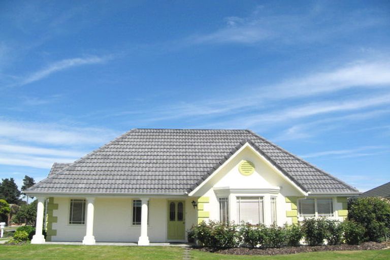 Photo of property in 2/3 Evenwood Place, Waimairi Beach, Christchurch, 8083