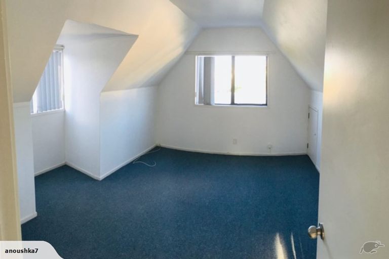 Photo of property in 1 Bevyn Street, Castor Bay, Auckland, 0620