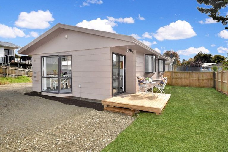 Photo of property in 65a Redcrest Avenue, Red Hill, Papakura, 2110