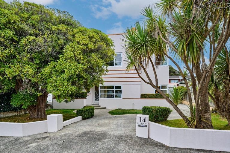 Photo of property in 14 Marina Grove, Hutt Central, Lower Hutt, 5010