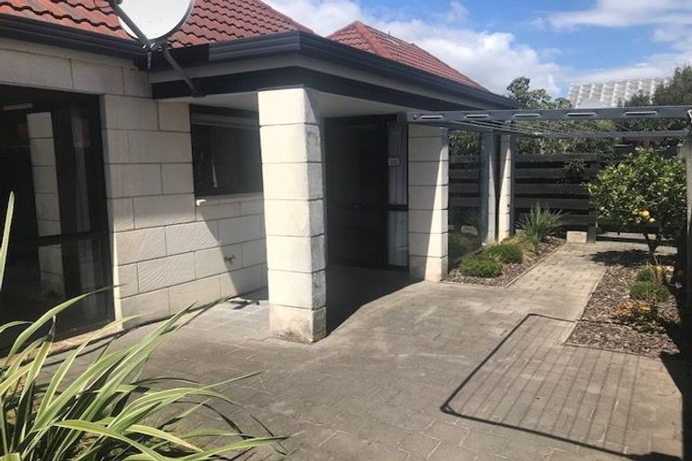 Photo of property in 7/4 Broadbent Street, Riccarton, Christchurch, 8041