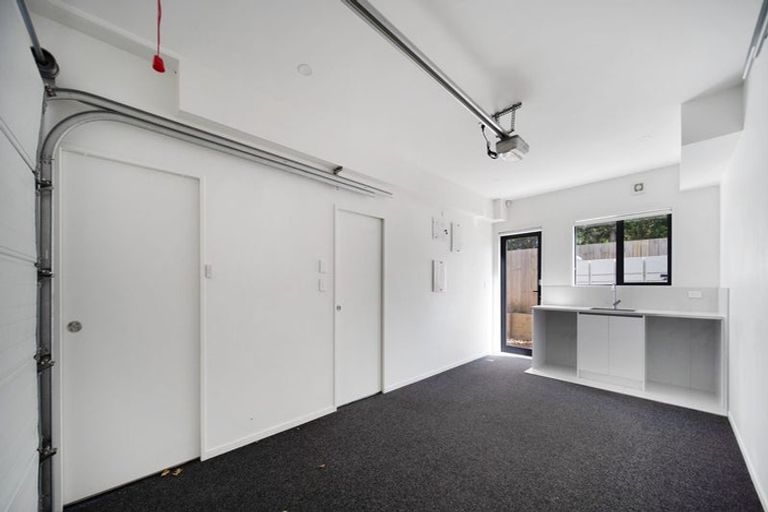 Photo of property in 64 Landscape Road, Papatoetoe, Auckland, 2025