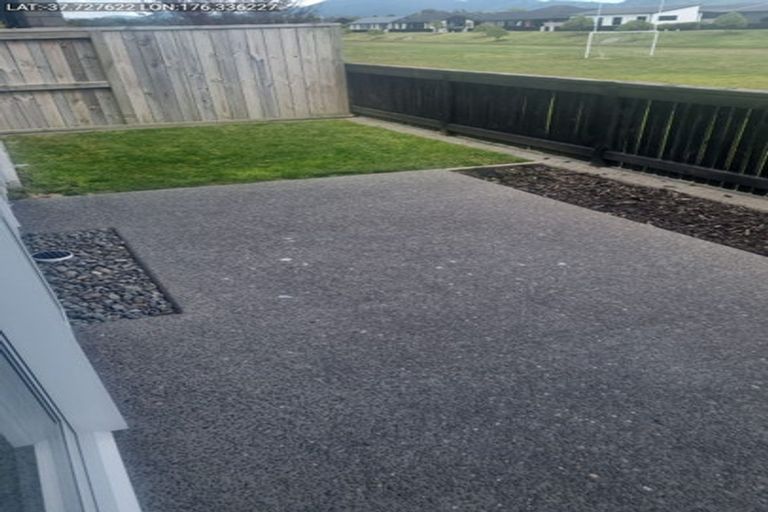 Photo of property in 7 Atutahi Lane, Papamoa Beach, 3118