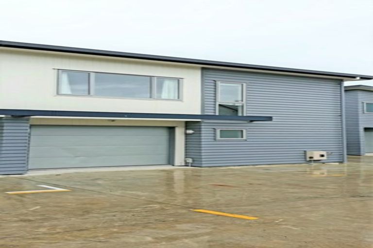 Photo of property in 2/11 Crosher Place, Silverdale, Hamilton, 3216