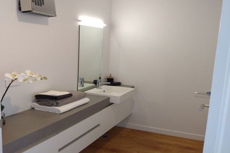 Photo of property in 10/283 Brougham Street, Sydenham, Christchurch, 8023