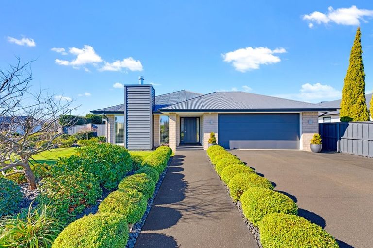 Photo of property in 25 Parklea Avenue, Halswell, Christchurch, 8025