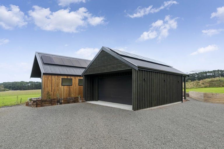 Photo of property in 17 Goodnight Lane, Ocean Beach, Featherston, 5773