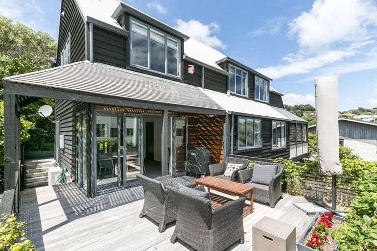 Photo of property in 34b Lucknow Terrace, Khandallah, Wellington, 6035