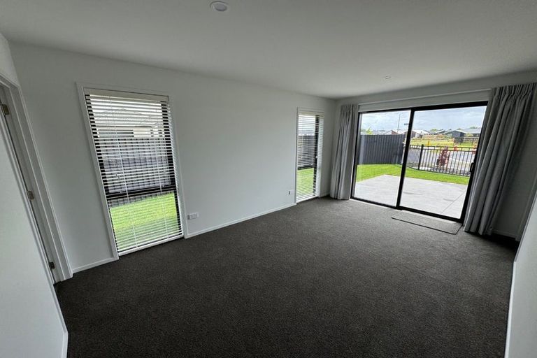 Photo of property in 5 Cabbage Close, Halswell, Christchurch, 8025