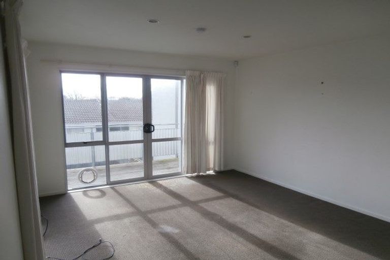 Photo of property in 53 Fairfield Avenue, Addington, Christchurch, 8024